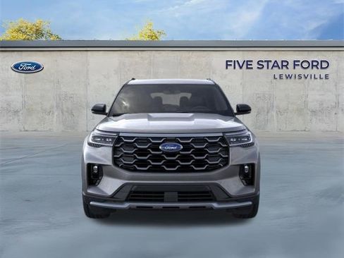 New 2026 Ford Explorer Platinum AWD/4WD image 2