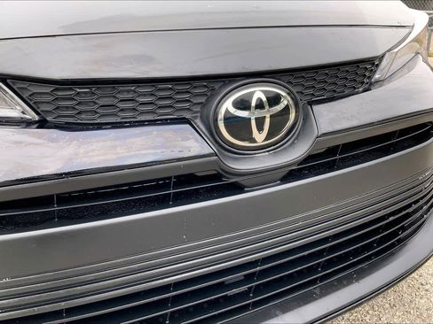 Used 2023 Toyota Corolla LE image 29