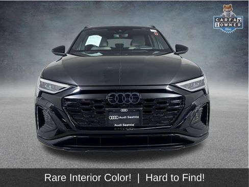 Used 2024 Audi Q8 e-tron Prestige w/ Prestige Package AWD/4WD image 2