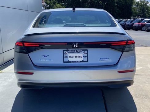 Used 2025 Honda Accord Sport image 5