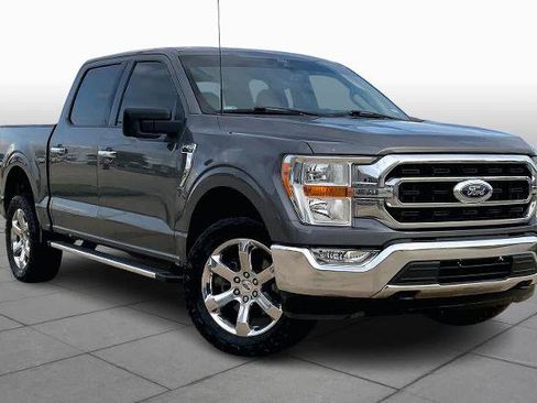 Certified 2022 Ford F150 XLT w/ Equipment Group 301A Mid image 3