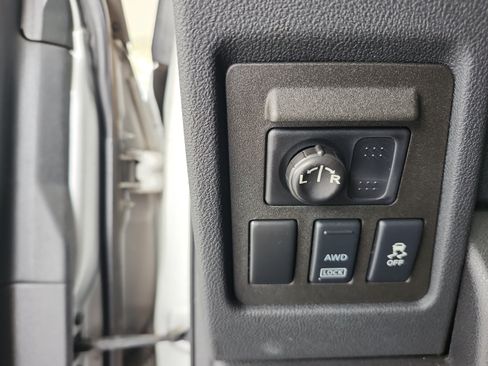 Used 2013 Nissan Rogue S w/ Special Edition Pkg AWD/4WD image 14