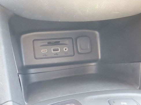 Used 2024 Chevrolet Equinox RS AWD/4WD image 17