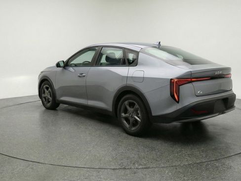 Used 2025 Kia K4 FWD image 6