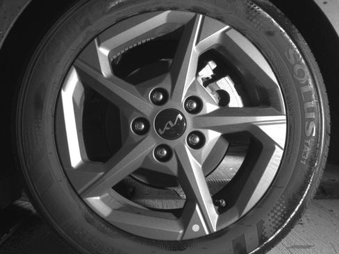 Used 2025 Kia K4 FWD image 14