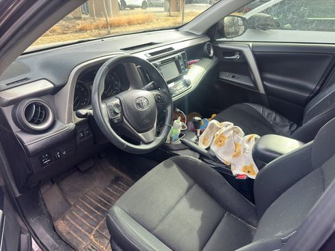 Used 2017 Toyota RAV4 XLE image 6