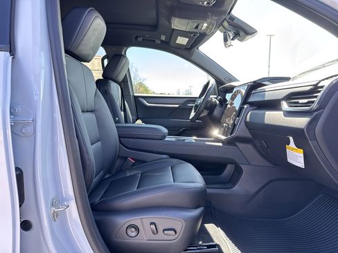 New 2026 GMC Acadia Elevation w/ Elevation Premium Package image 32