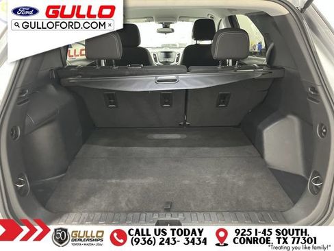 Used 2023 Chevrolet Equinox LS FWD image 10