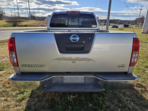 Used 2006 Nissan Frontier SE w/ (P01) Power Pkg image 6