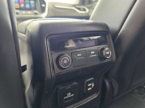 Used 2019 GMC Acadia SLT AWD/4WD image 12