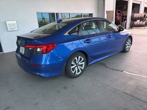 Used 2022 Honda Civic LX image 7