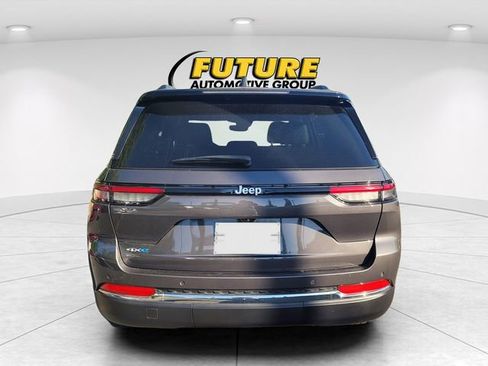 Used 2024 Jeep Grand Cherokee Limited 4xe AWD/4WD image 4