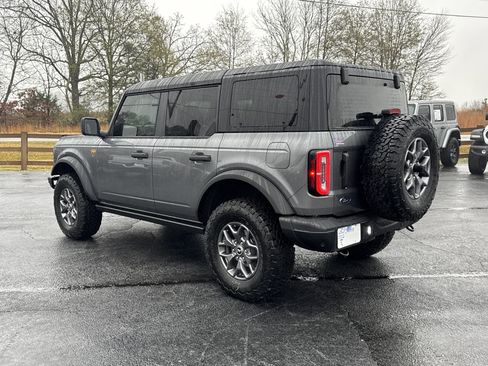 New 2025 Ford Bronco Badlands image 7