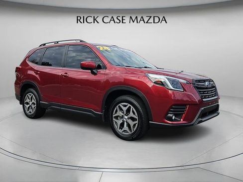 Used 2024 Subaru Forester Premium image 9