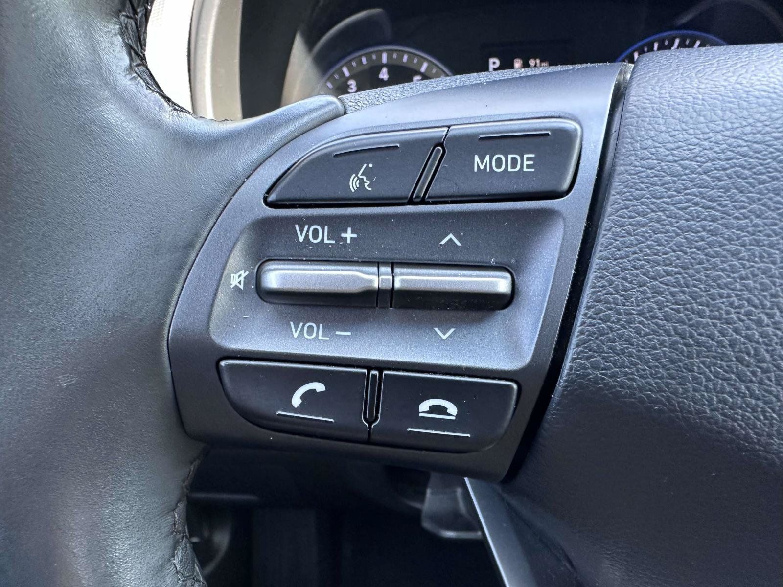 Used 2021 Hyundai Kona Ultimate w/ Cargo Package AWD/4WD image 18
