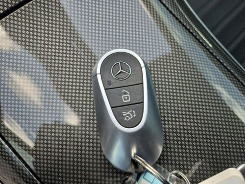 Used 2023 Mercedes-Benz C 300 Sedan image 32