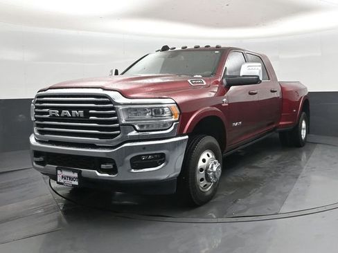 Used 2024 RAM 3500 Limited AWD/4WD image 8