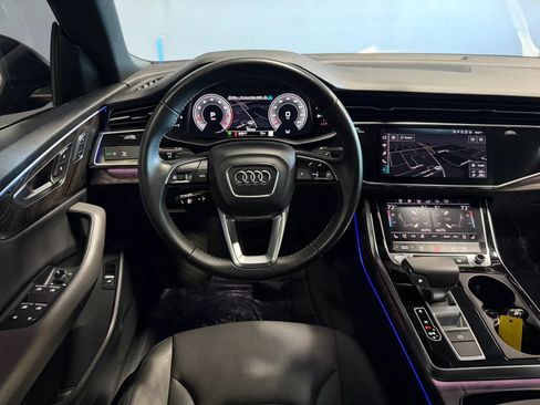Used 2019 Audi Q8 Premium Plus w/ Premium Plus AWD/4WD image 11
