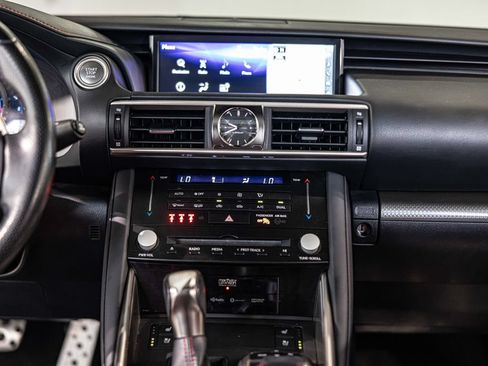 Used 2018 Lexus IS 350 AWD image 39