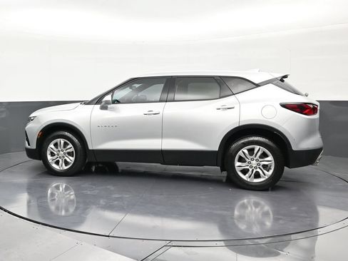 Used 2020 Chevrolet Blazer LT FWD image 2