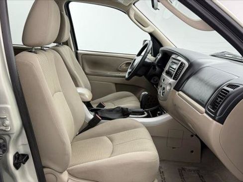 Used 2006 MAZDA Tribute s FWD image 21