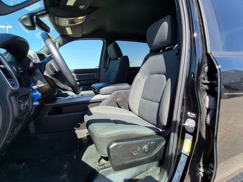 Used 2022 RAM 1500 Big Horn AWD/4WD image 10