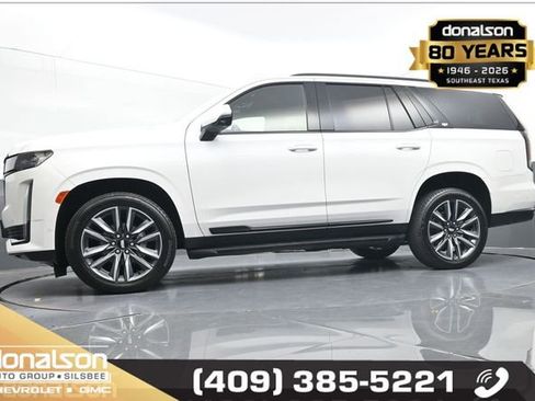 Used 2021 Cadillac Escalade Sport RWD image 16