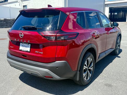 Used 2023 Nissan Rogue SV AWD/4WD image 7
