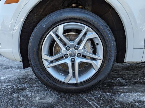 Used 2018 Audi Q5 2.0T Premium Plus w/ Premium Plus Package image 50