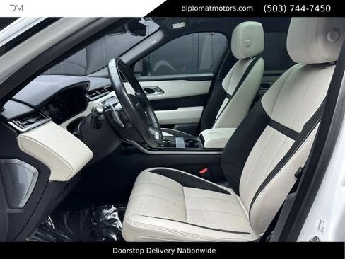 Used 2018 Land Rover Range Rover Velar R-Dynamic SE AWD/4WD image 18
