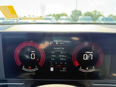 Certified 2025 Hyundai Kona SEL FWD image 15