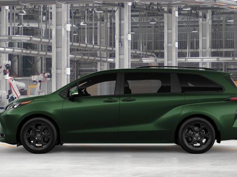 New 2026 Toyota Sienna XLE Woodland Edition AWD/4WD image 3