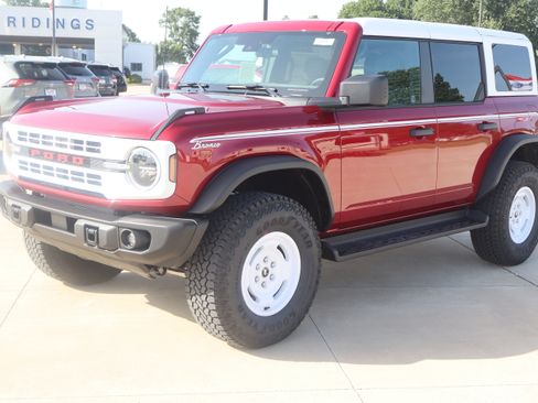 New 2026 Ford Bronco Heritage Edition AWD/4WD image 1