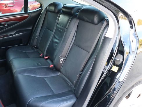 Used 2010 Lexus LS 460 image 42