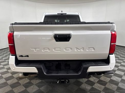 Used 2025 Toyota Tacoma TRD Off-Road w/ TRD Off Road Upgrade Package AWD/4WD image 23