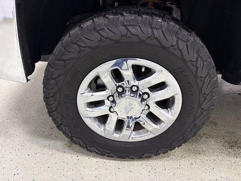 Used 2018 Chevrolet Silverado 2500 LT w/ All Star Edition AWD/4WD image 9