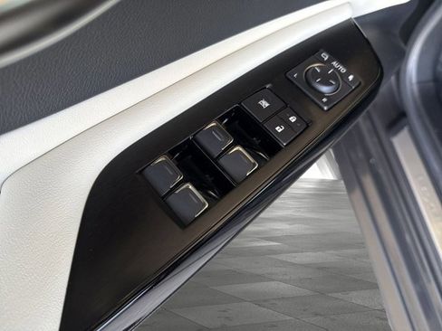 Certified 2023 Lexus ES 350 w/ Premium Package image 10