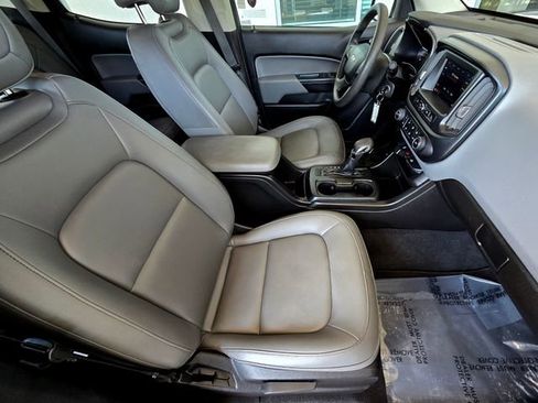 Used 2022 Chevrolet Colorado W/T image 18