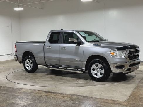 Used 2023 RAM 1500 Big Horn AWD/4WD image 3
