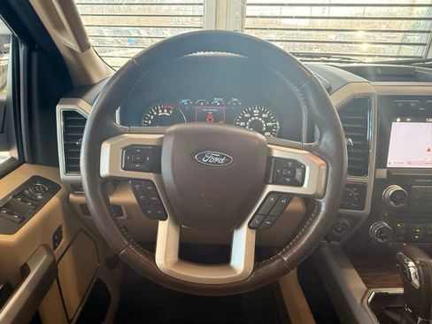 Used 2018 Ford F150 Lariat w/ Equipment Group 502A Luxury image 30