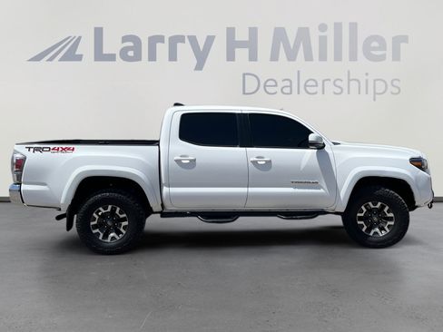 Used 2023 Toyota Tacoma TRD Off-Road AWD/4WD image 6