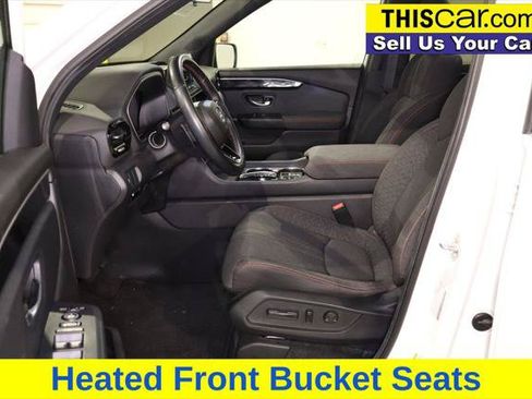 Used 2025 Honda Pilot Sport image 23