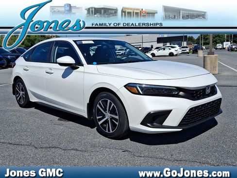 Certified 2024 Honda Civic LX image 1