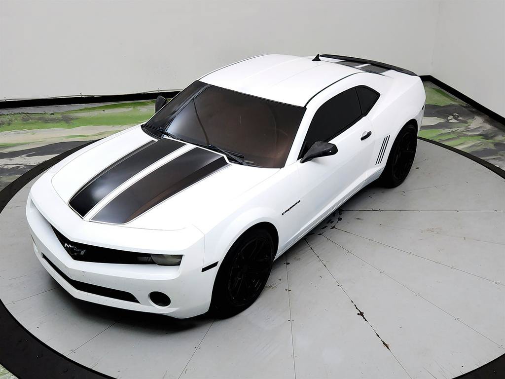 Used 2012 Chevrolet Camaro LS RWD image 27