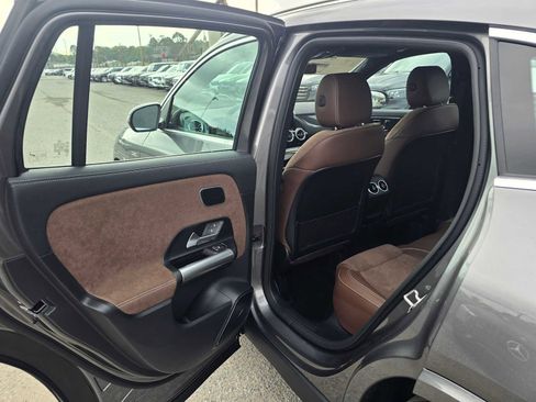 New 2026 Mercedes-Benz GLA 35 AMG 4MATIC image 17