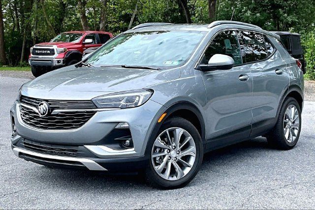 Used 2023 Buick Encore GX Essence w/ Experience Buick Package FWD image 1