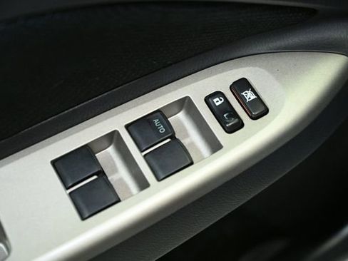 Used 2011 Toyota Yaris Sedan image 35