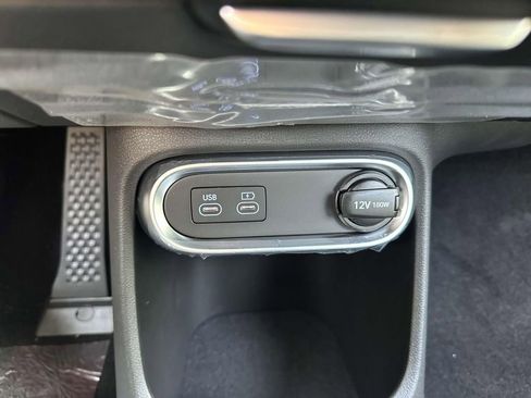 New 2025 Genesis GV60 Advanced AWD/4WD image 13