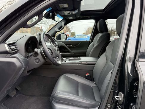 Used 2022 Lexus LX 600 Premium w/ Appearance Package image 13