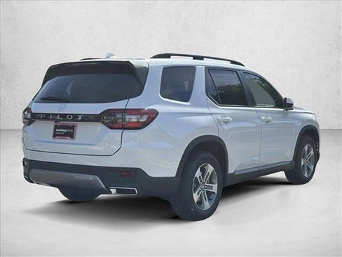 New 2026 Honda Pilot EX-L image 2